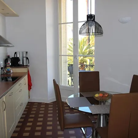 Le Pavillon 113 Apartment *